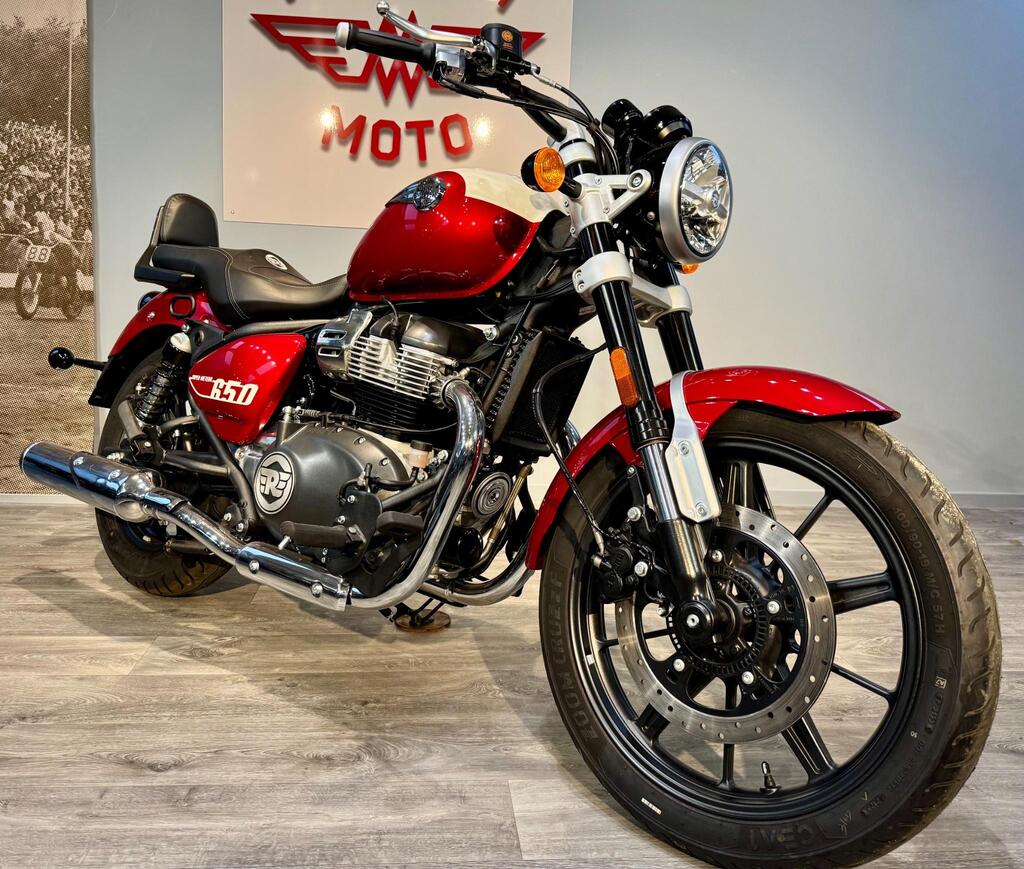 New Royal Enfield Super Meteor 650 Cruiser